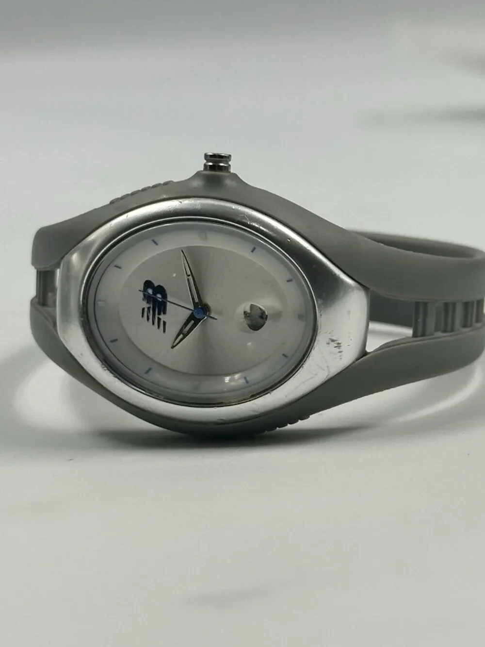 New Balance Watch Womens Silver Tone Oval Dial Date Window New Battery